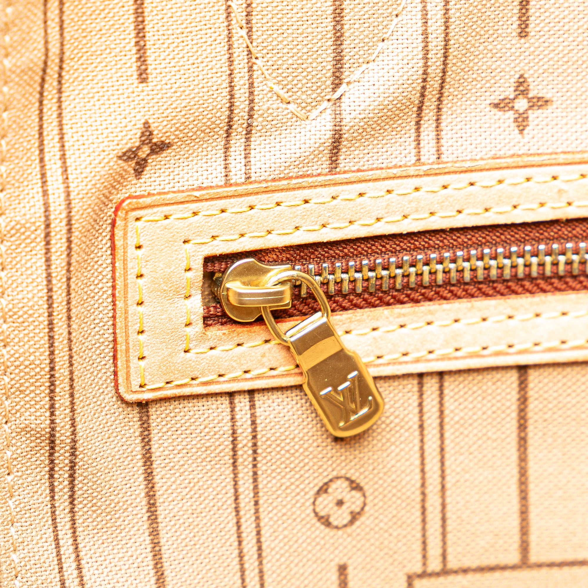 Louis Vuitton Monogram Neverfull MM
