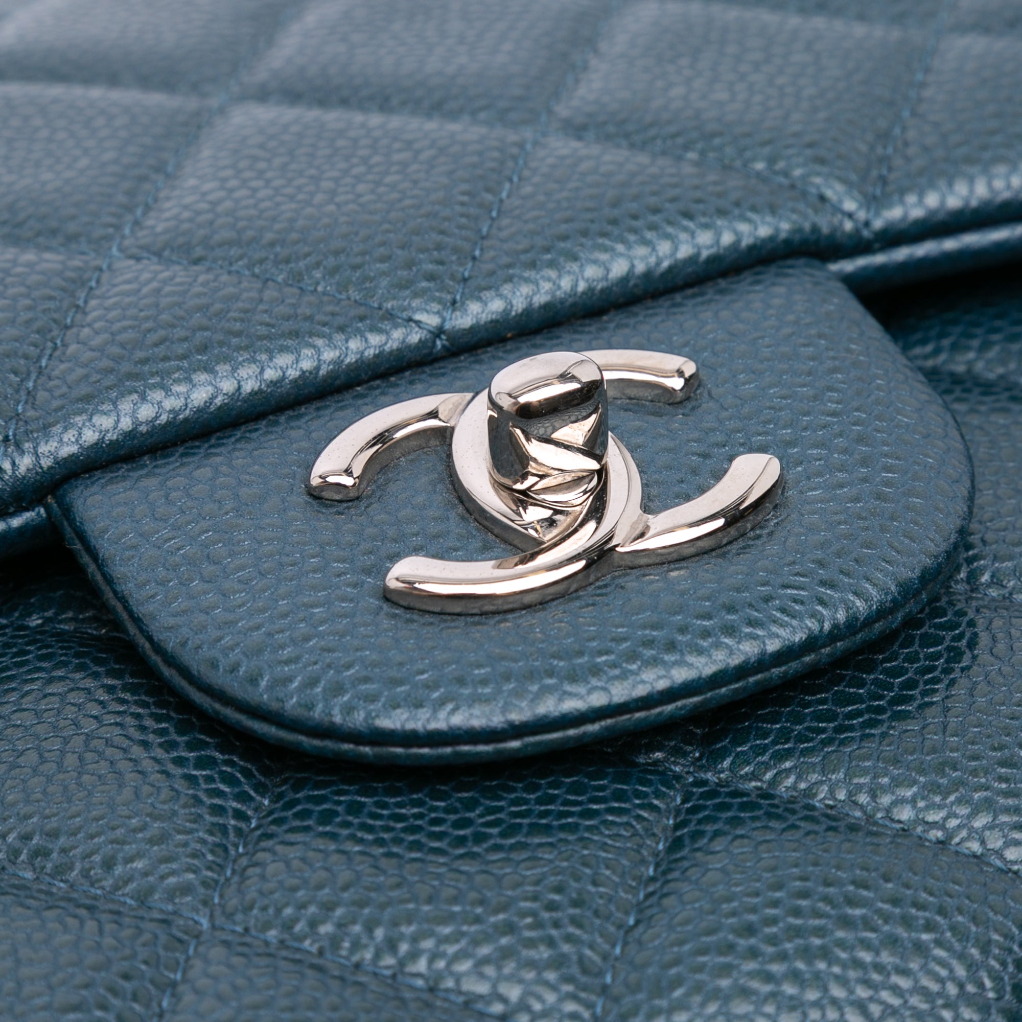 Chanel Jumbo Classic Iridescent Caviar Double Flap