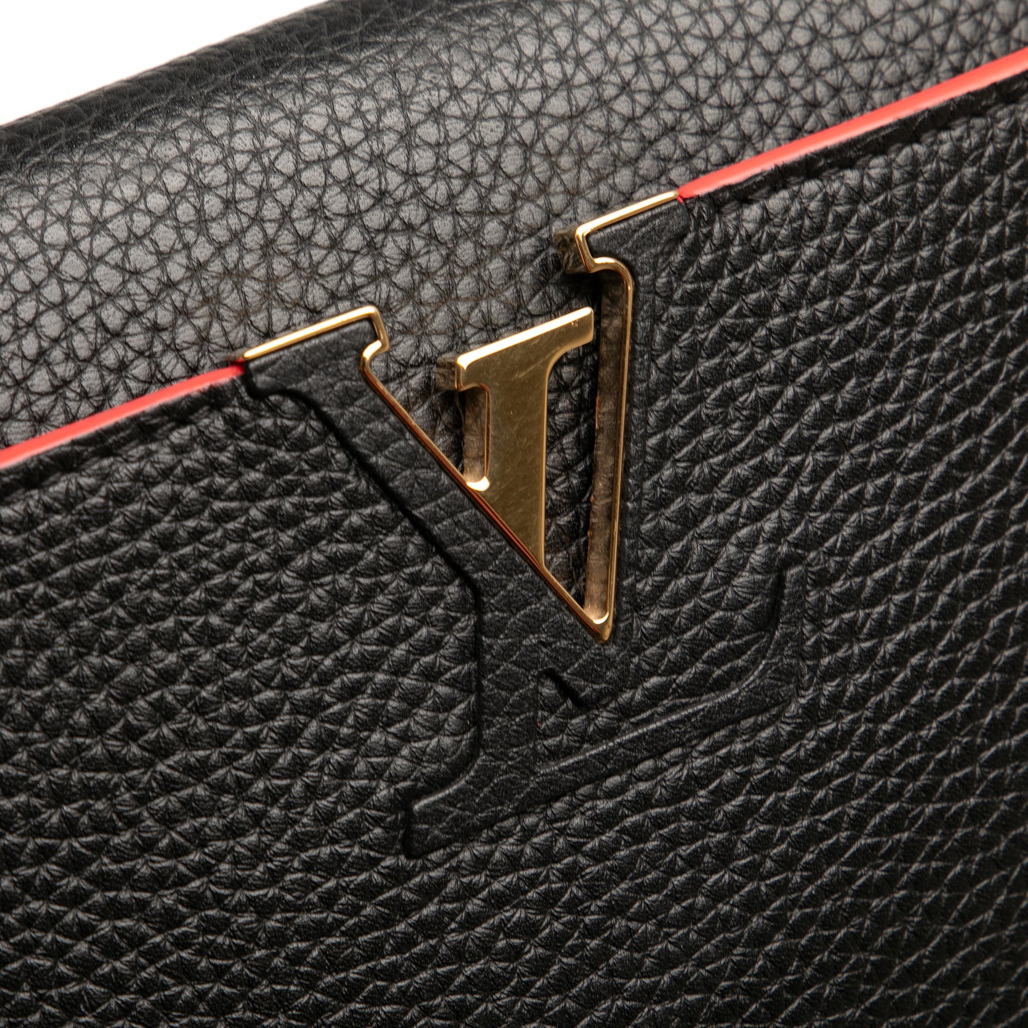 Louis Vuitton Taurillon Capucines MM