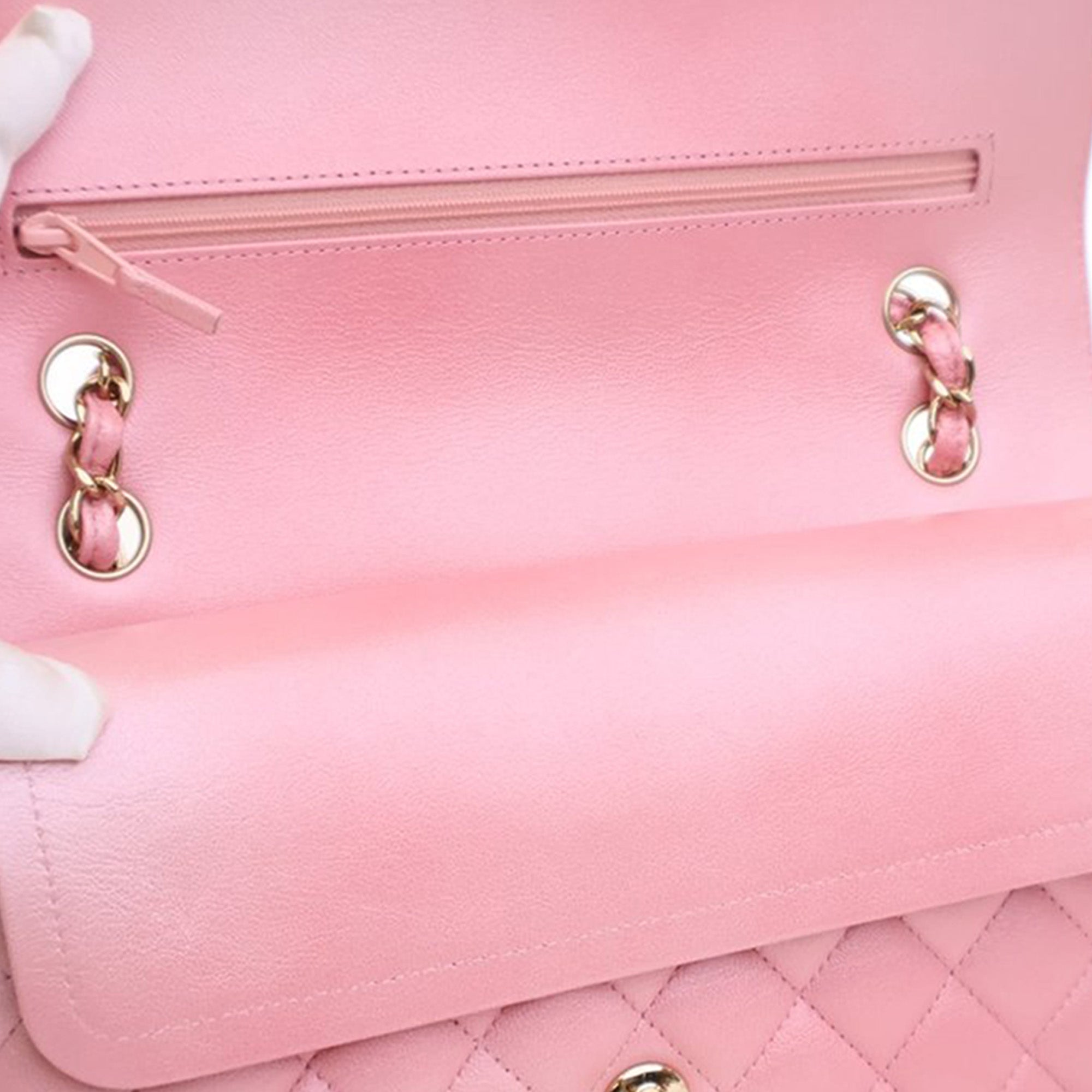 Medium Classic Iridescent Lambskin Double Flap
