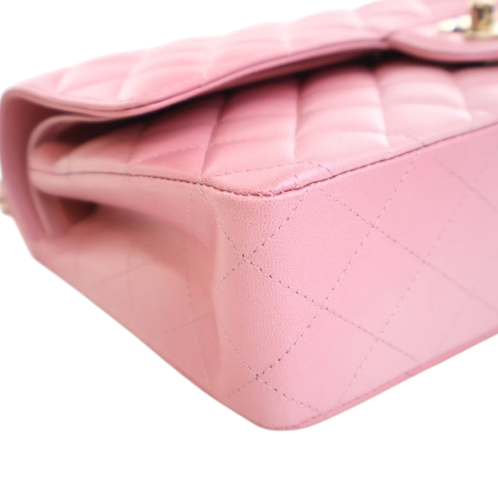 Medium Classic Iridescent Lambskin Double Flap