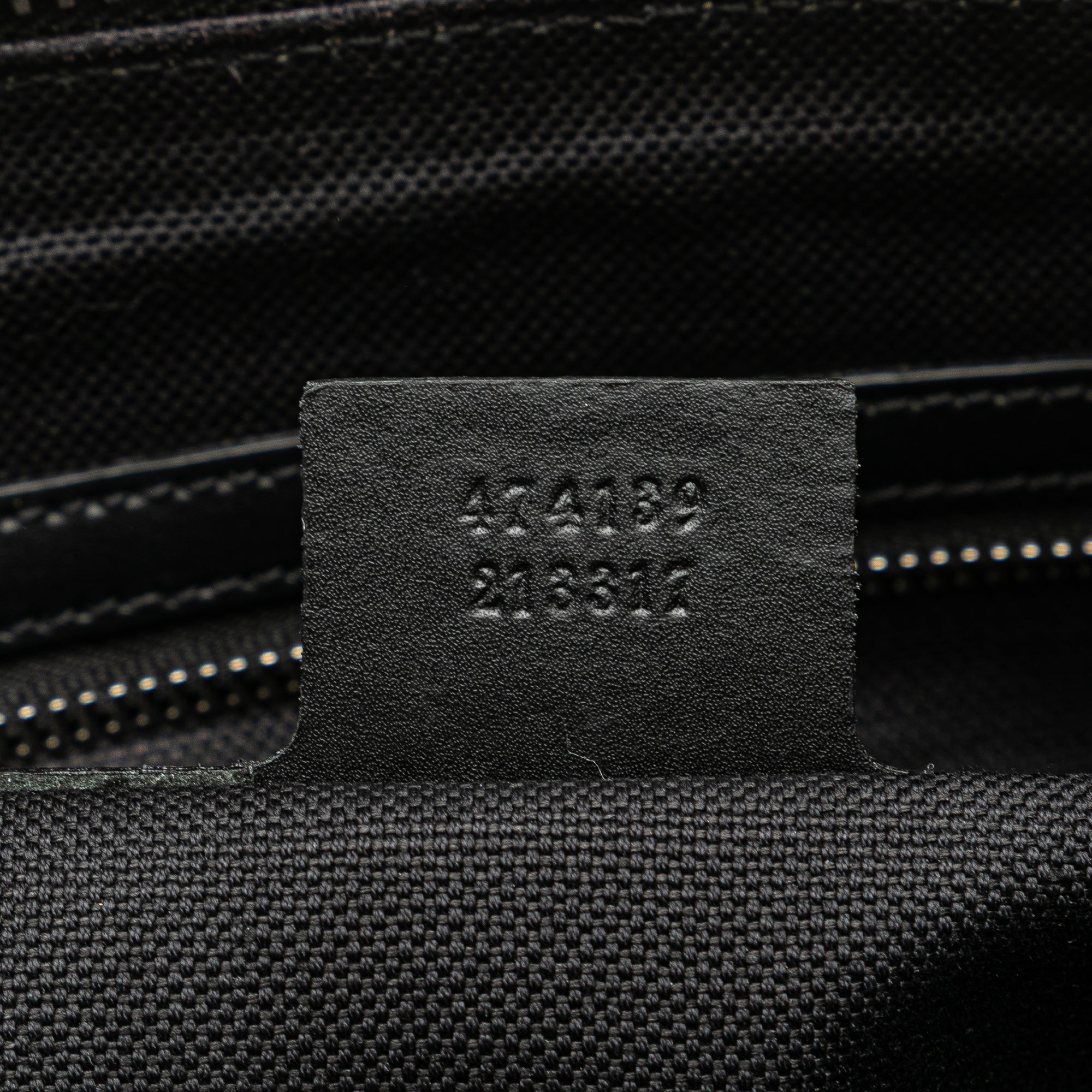 GG Supreme Web Crossbody