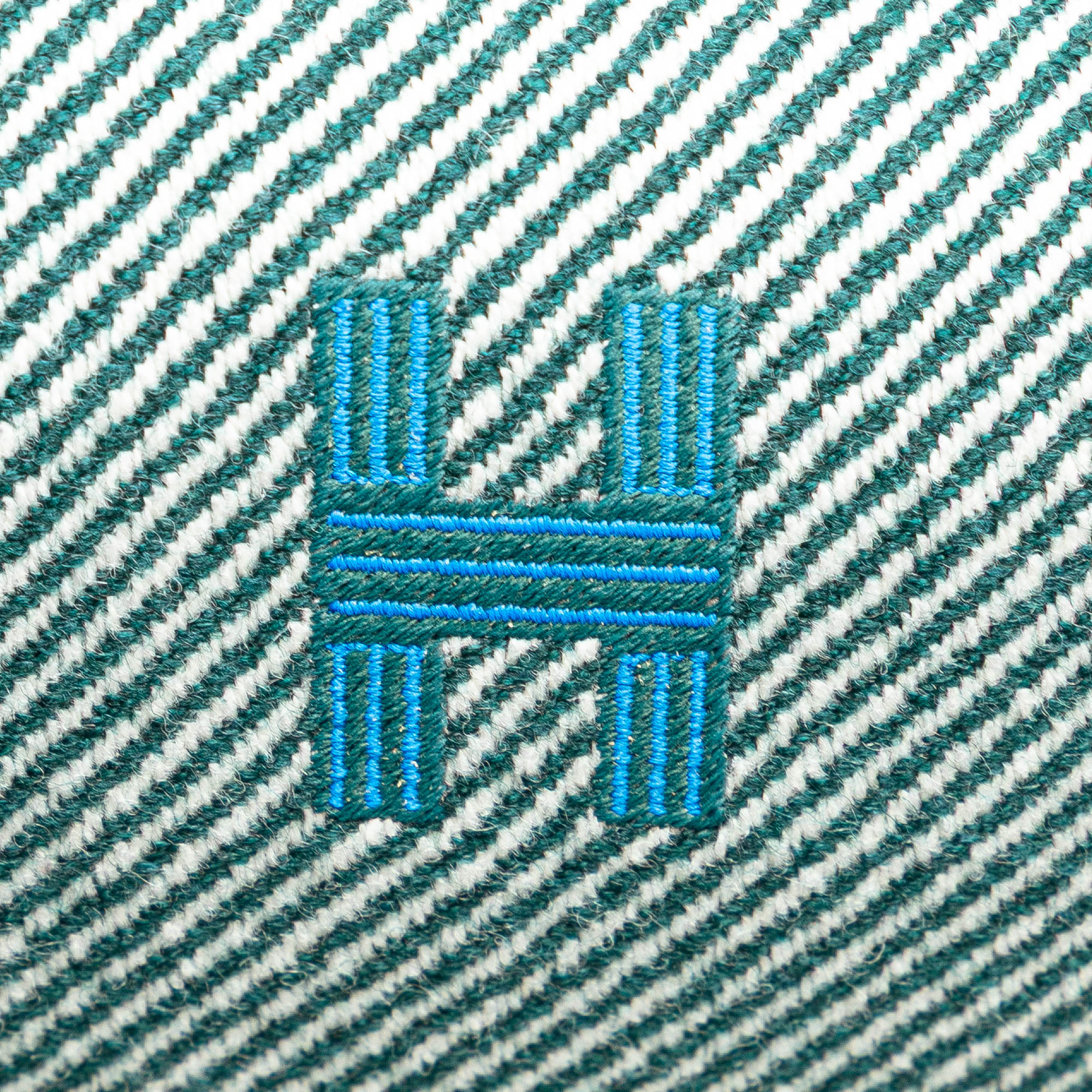 Small Wool Bride A Brac H Natte Case