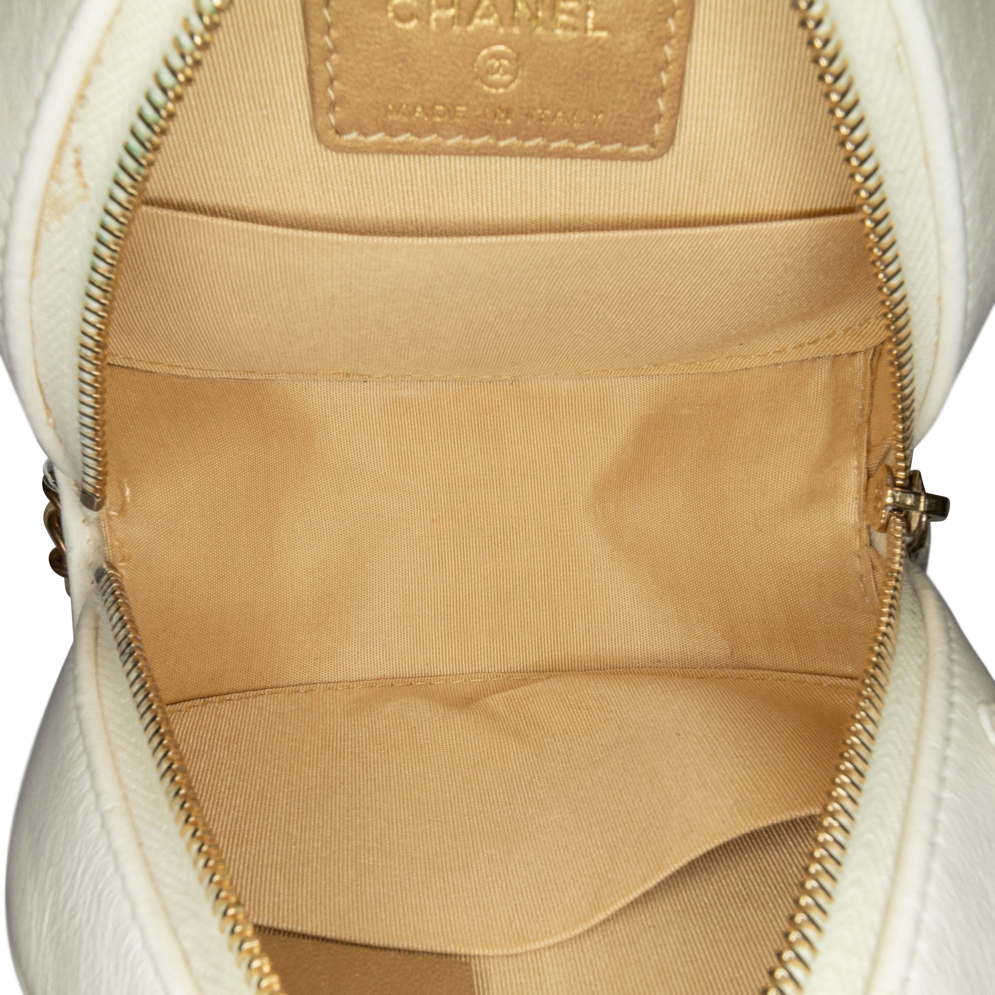 Chanel Quilted Lambskin Pearl Crush Round Clutch with Chain