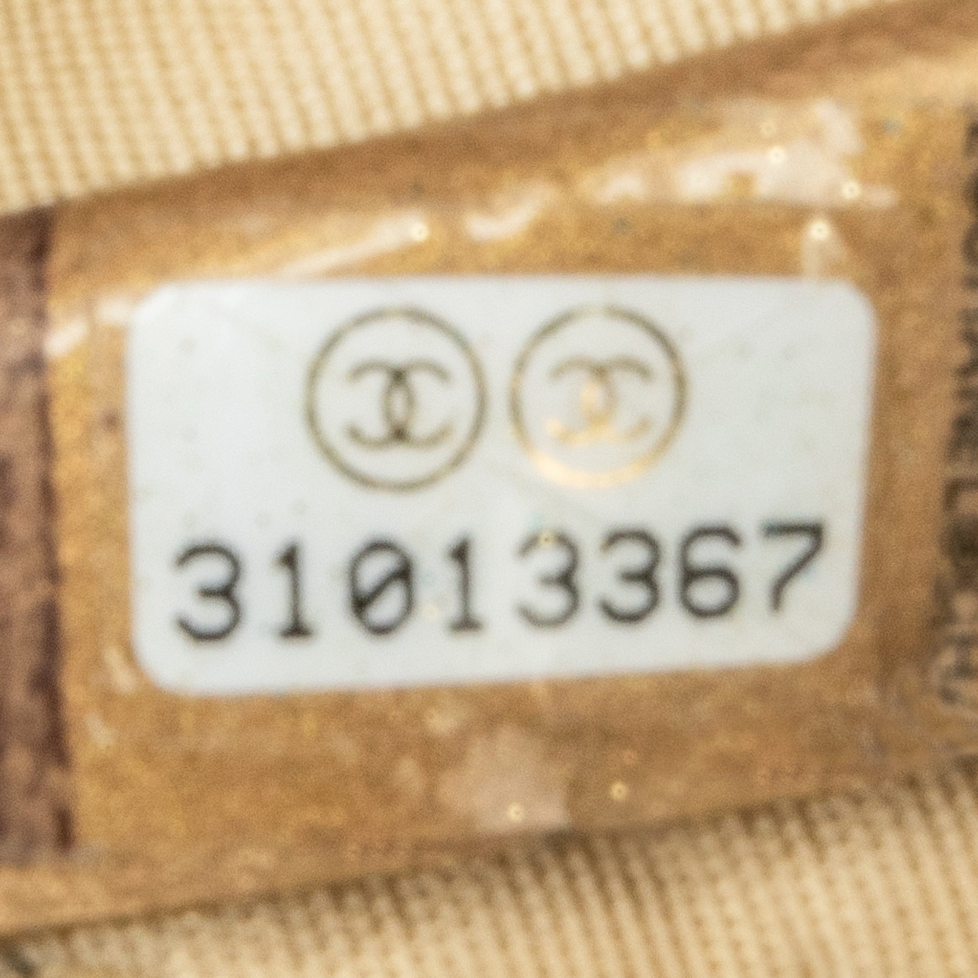 Quilted Lambskin Pearl Crush Round Clutch with Chain