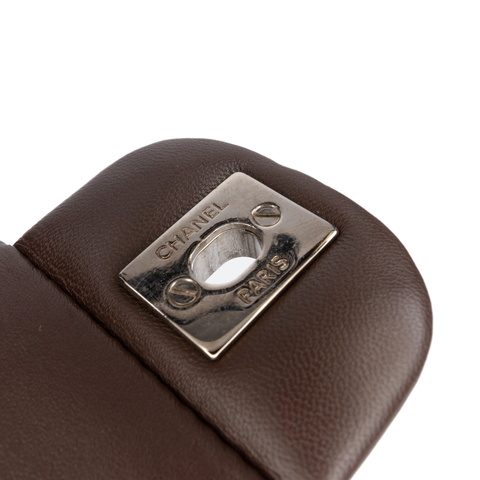 Medium Classic Patent Double Flap