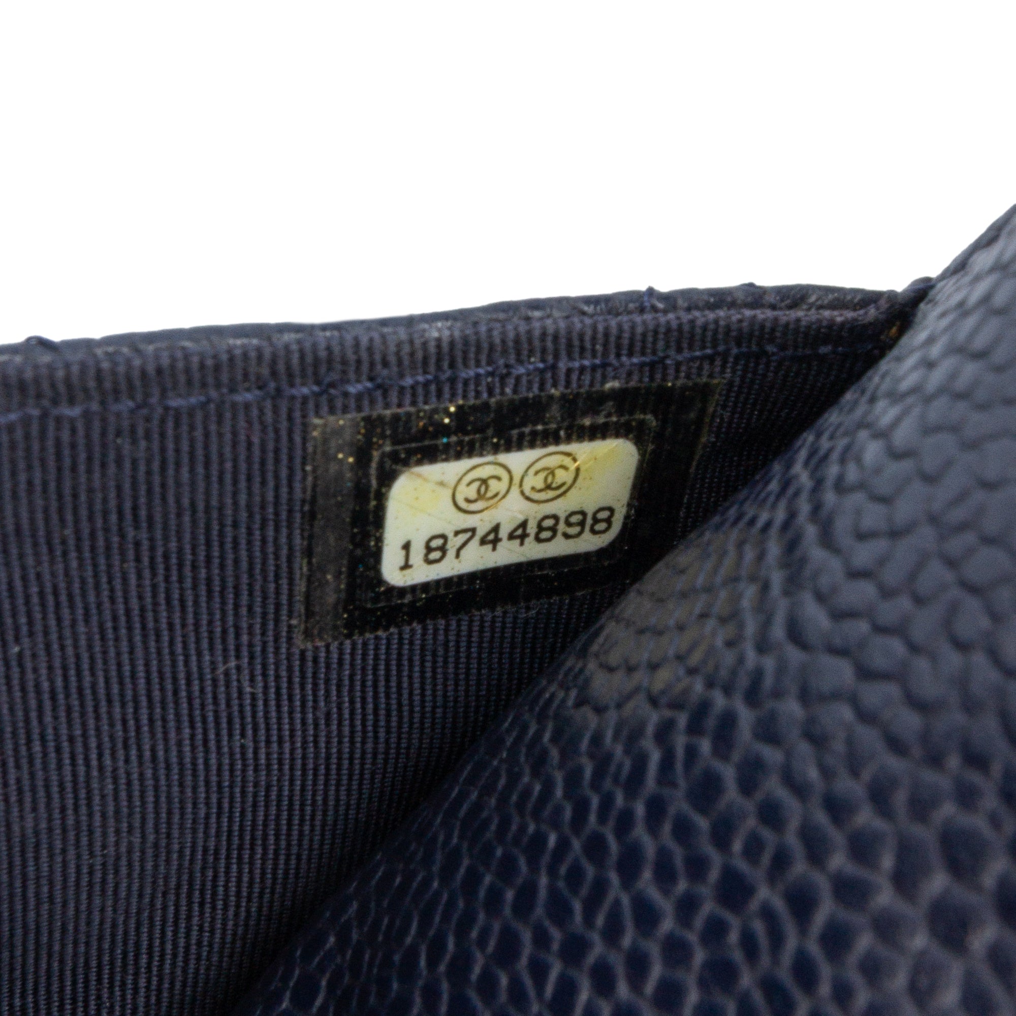 CC Quilted Caviar Wallet on Chain