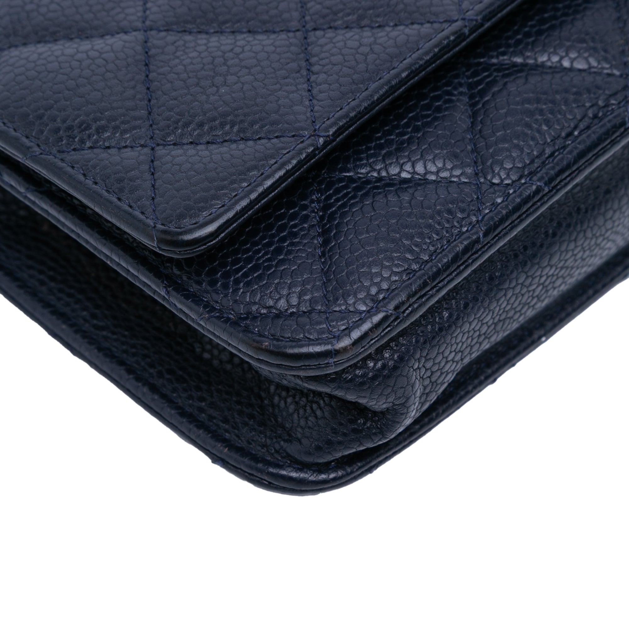 CC Quilted Caviar Wallet on Chain