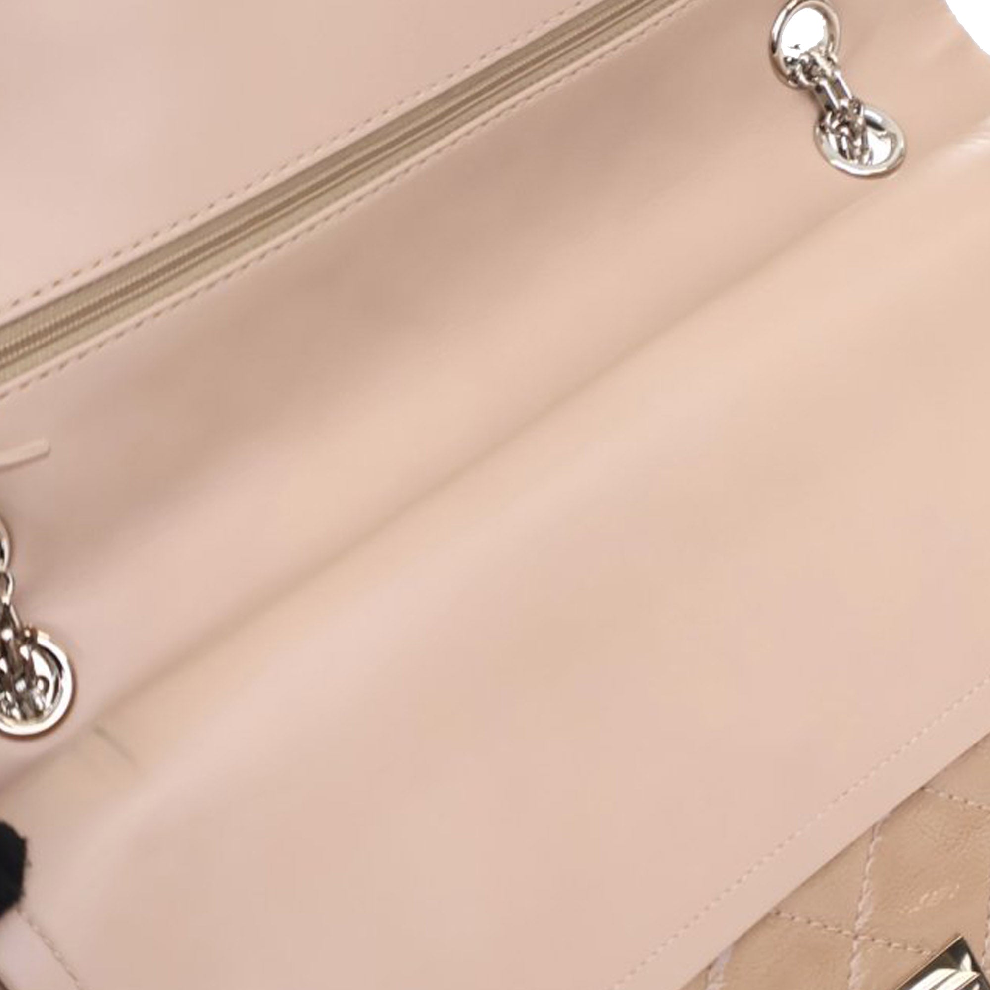 Reissue 2.55 Quilted Patent Double Flap 227