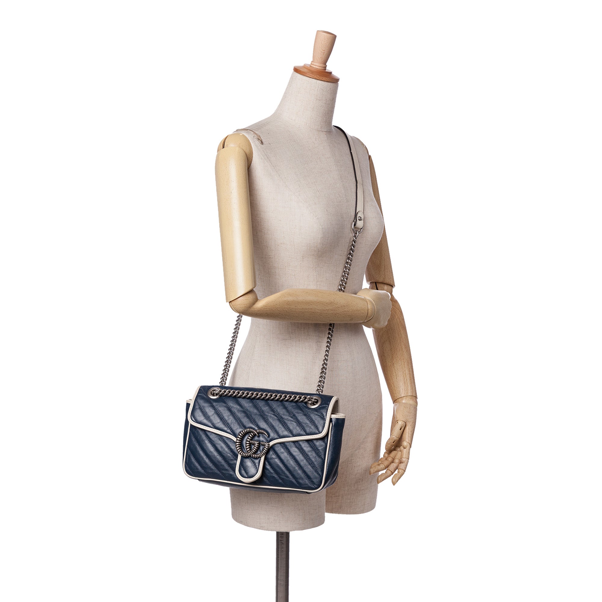 Medium GG Marmont Matelasse Diagonal Leather Torchon Shoulder Bag