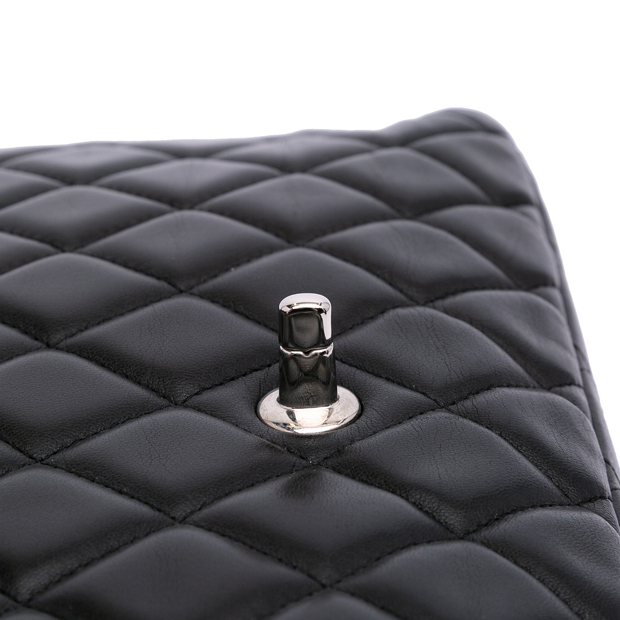 Maxi Classic Lambskin Single Flap