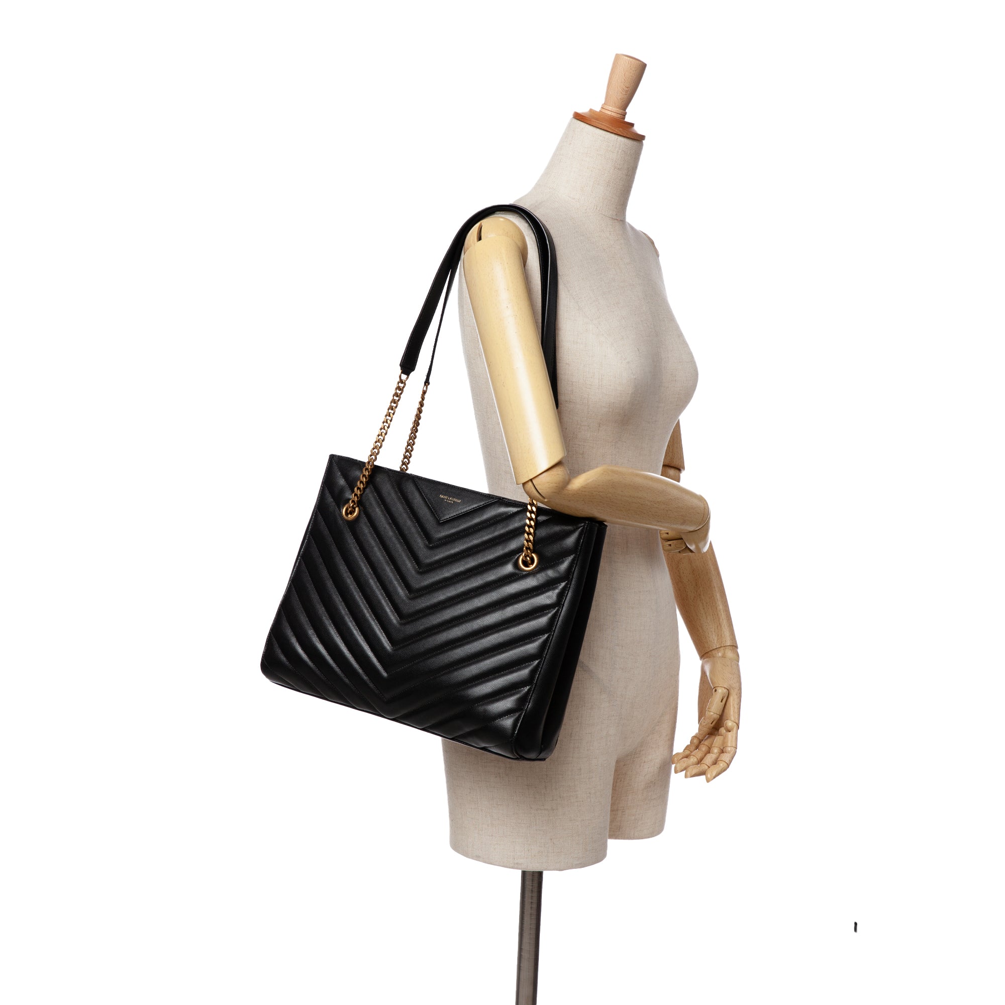 Medium Chevron Grain De Poudre Tribeca Shopping Tote