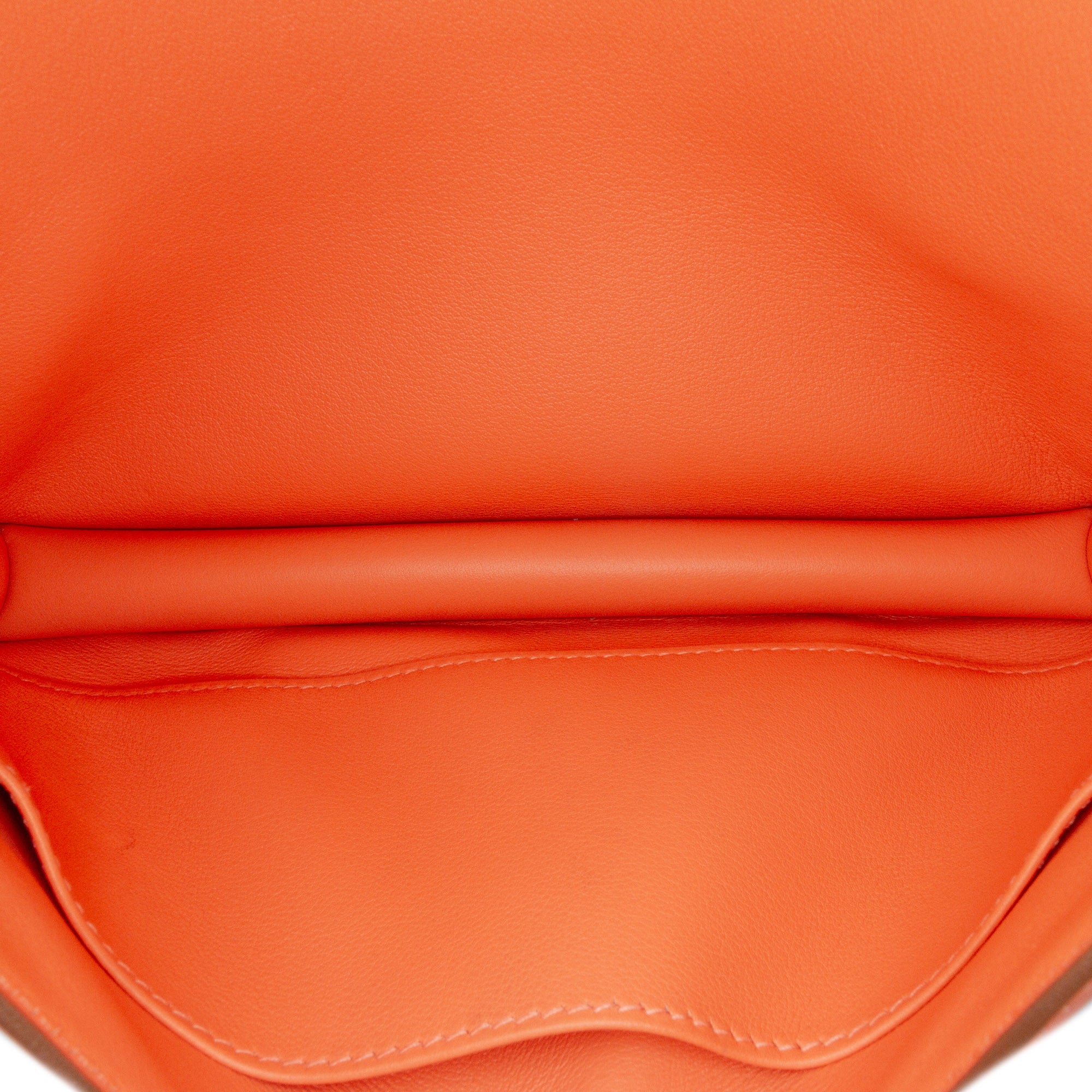 Hermès Doblis and Swift Constance 24
