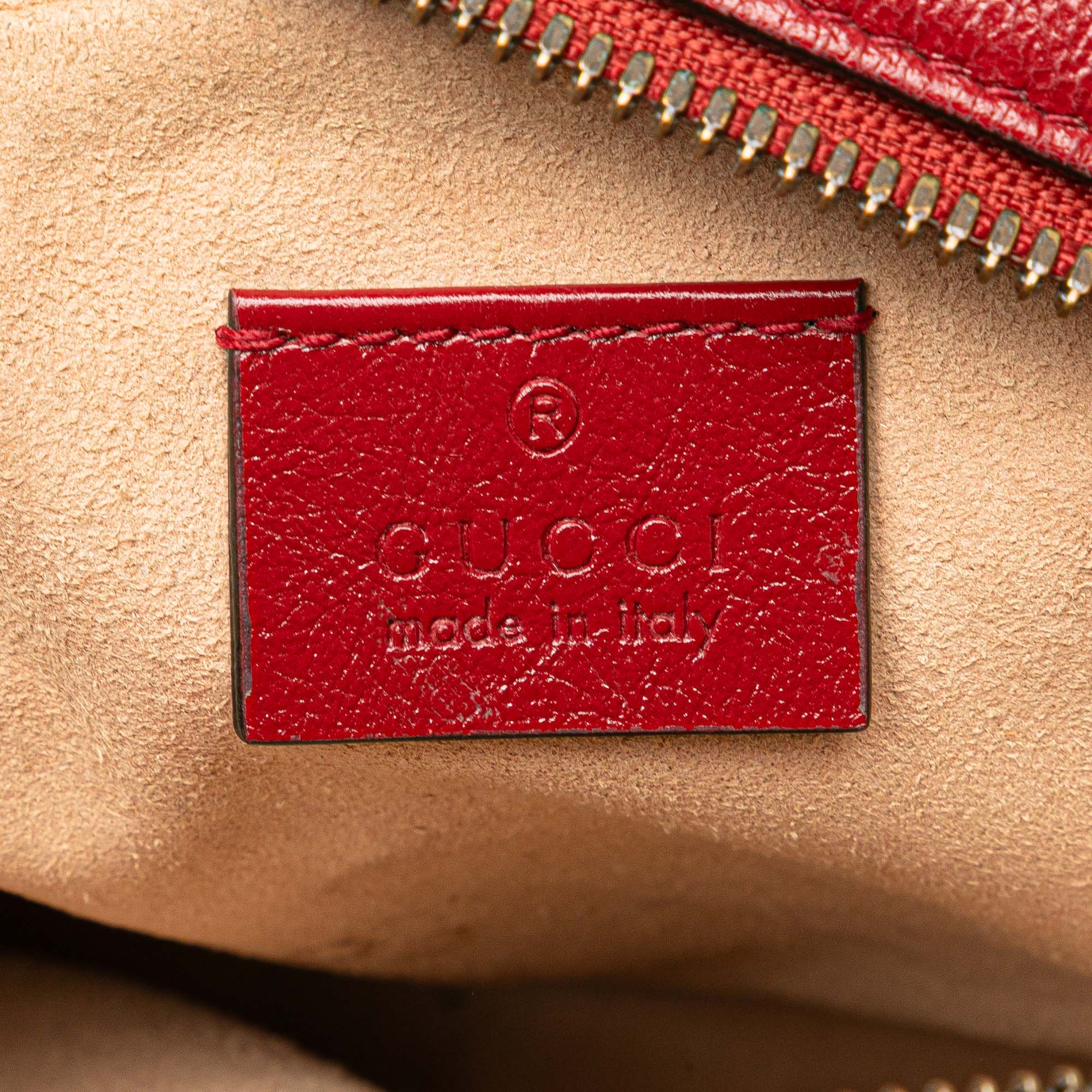 Mini GG Marmont Matelasse Leather Round Crossbody