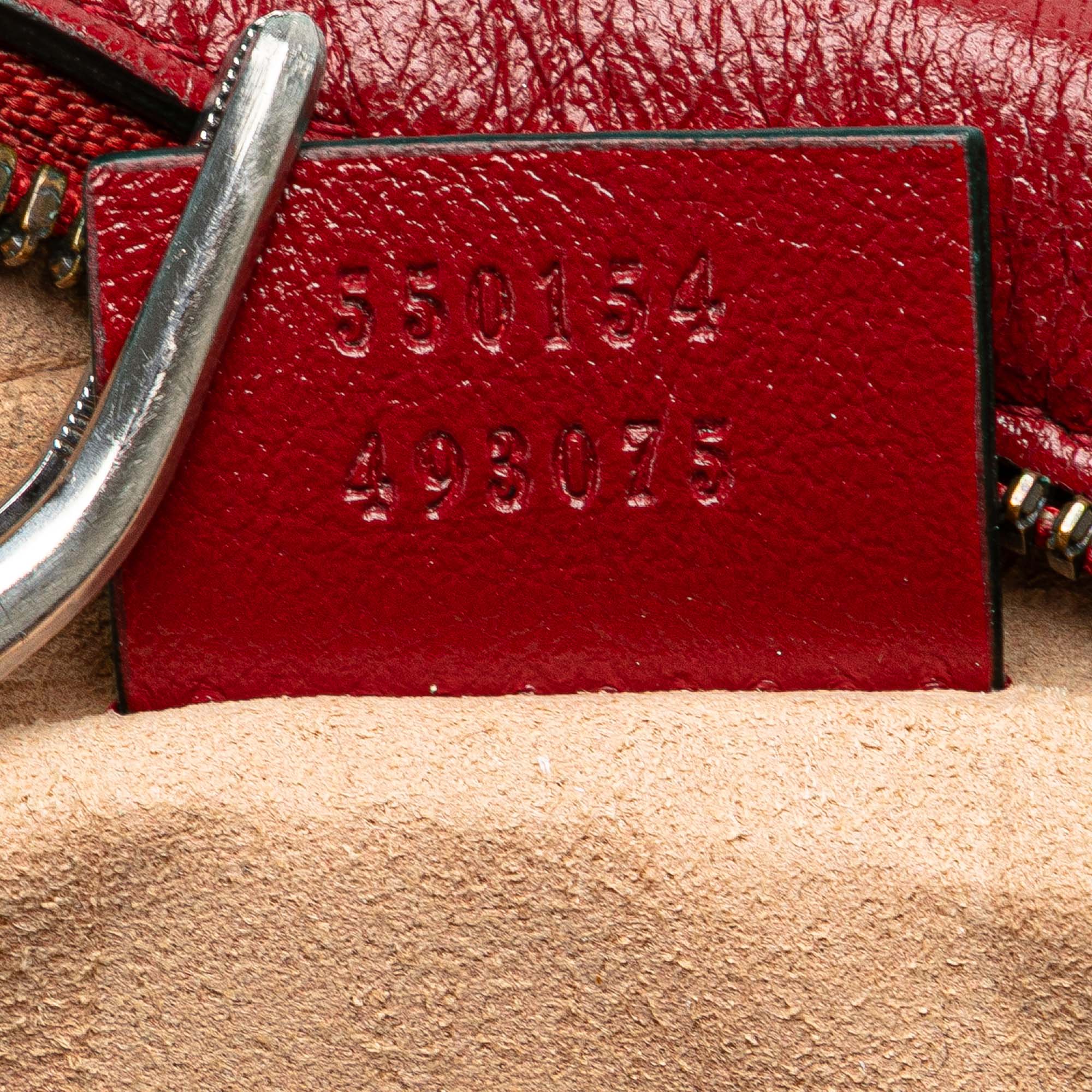 Mini GG Marmont Matelasse Leather Round Crossbody
