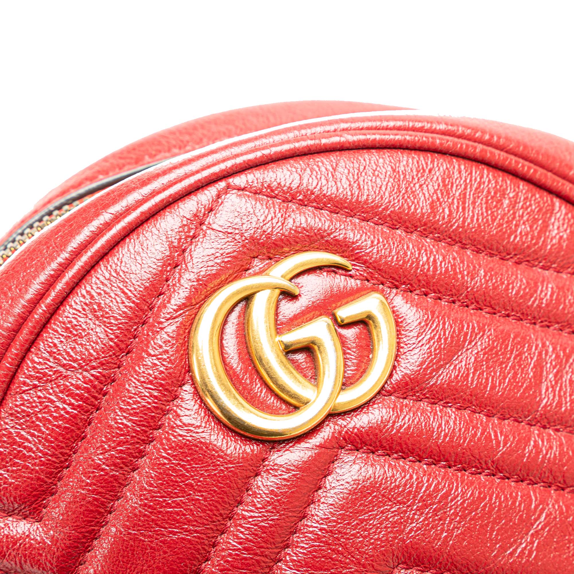 Mini GG Marmont Matelasse Leather Round Crossbody