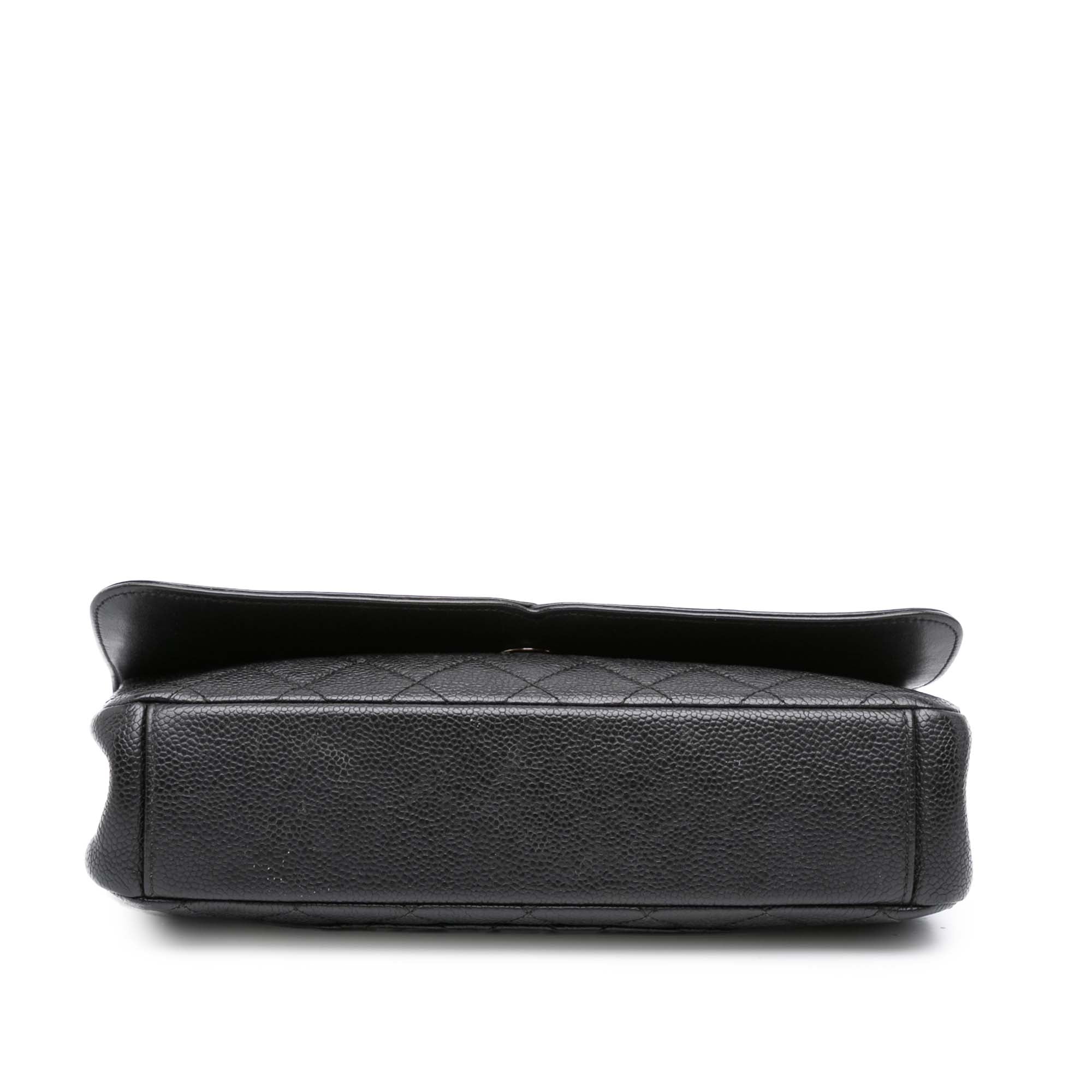 Medium Caviar CC Filigree Flap