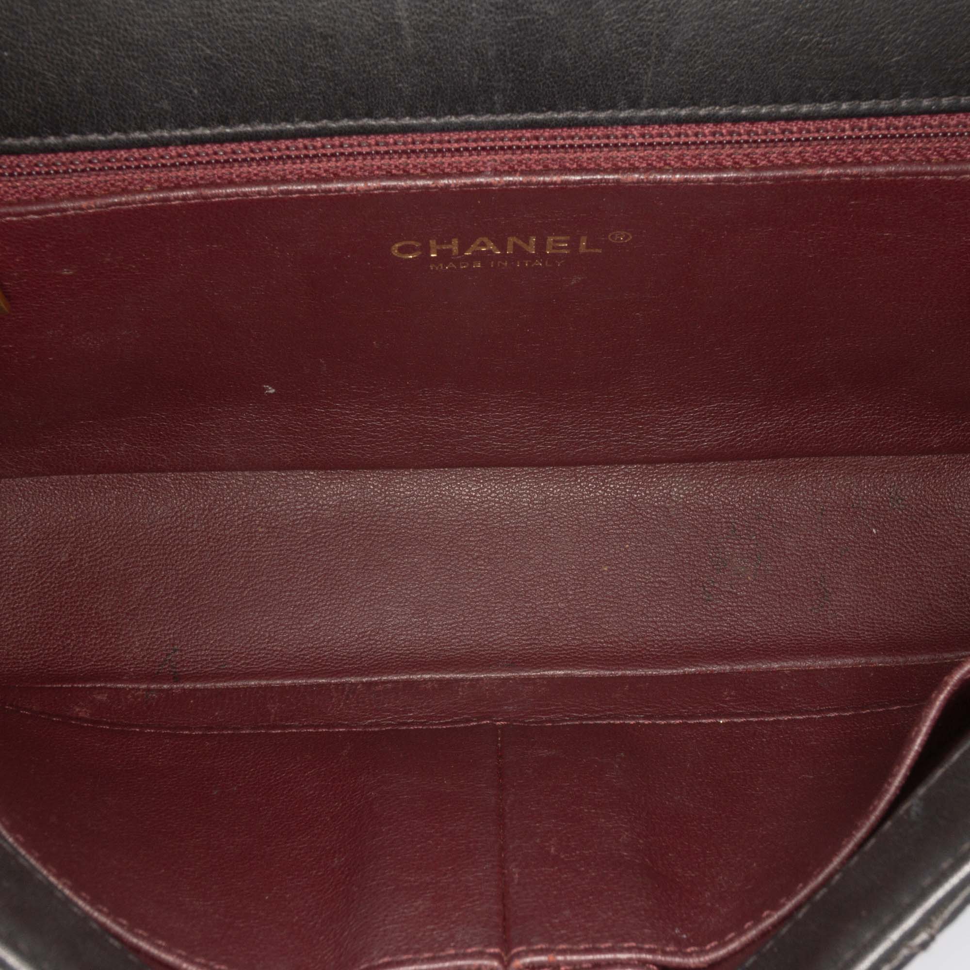 Medium Caviar CC Filigree Flap