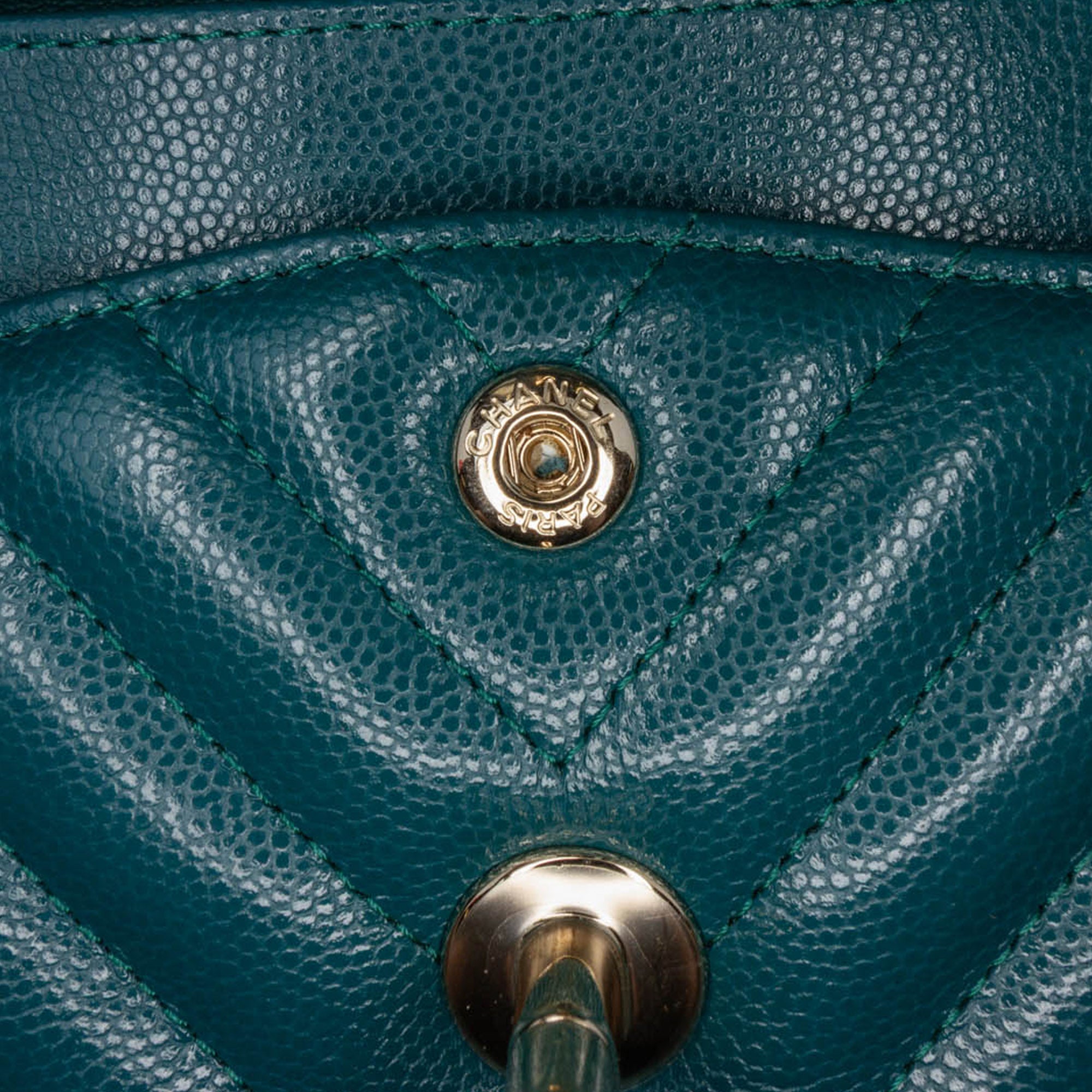 Small Classic Chevron Caviar Double Flap