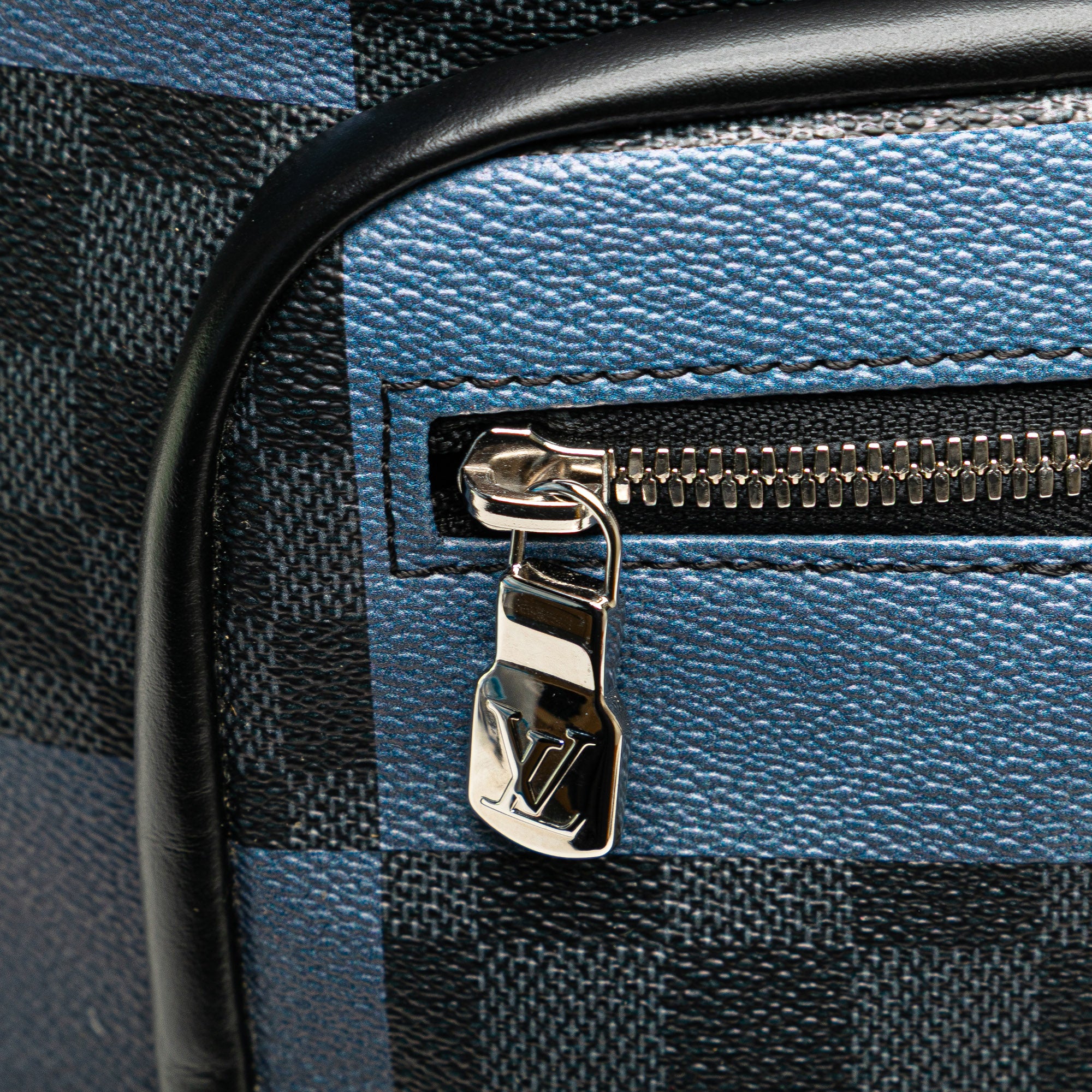 Damier Graphite Giant Josh