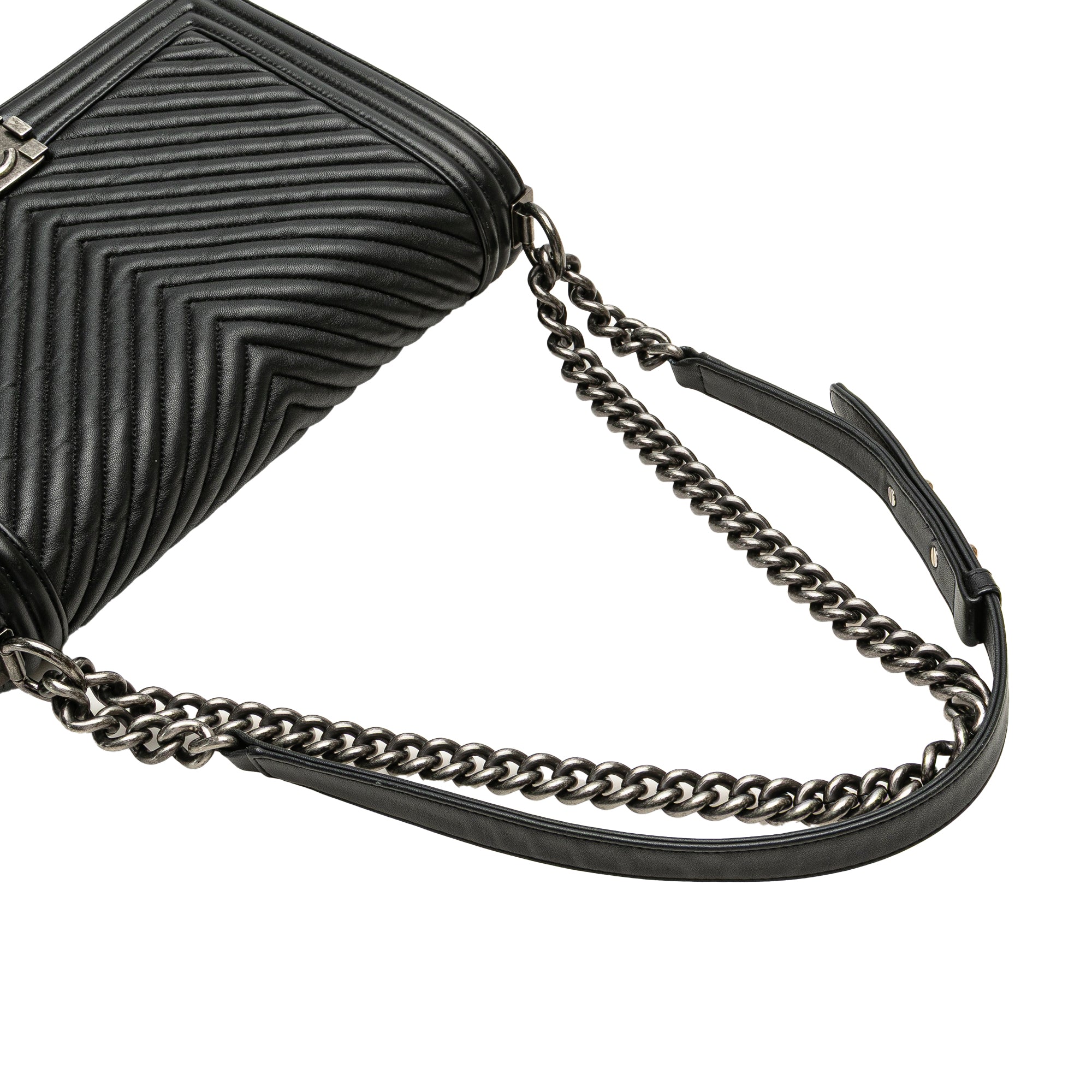 Medium Chevron Wrinkled Lambskin Boy Flap
