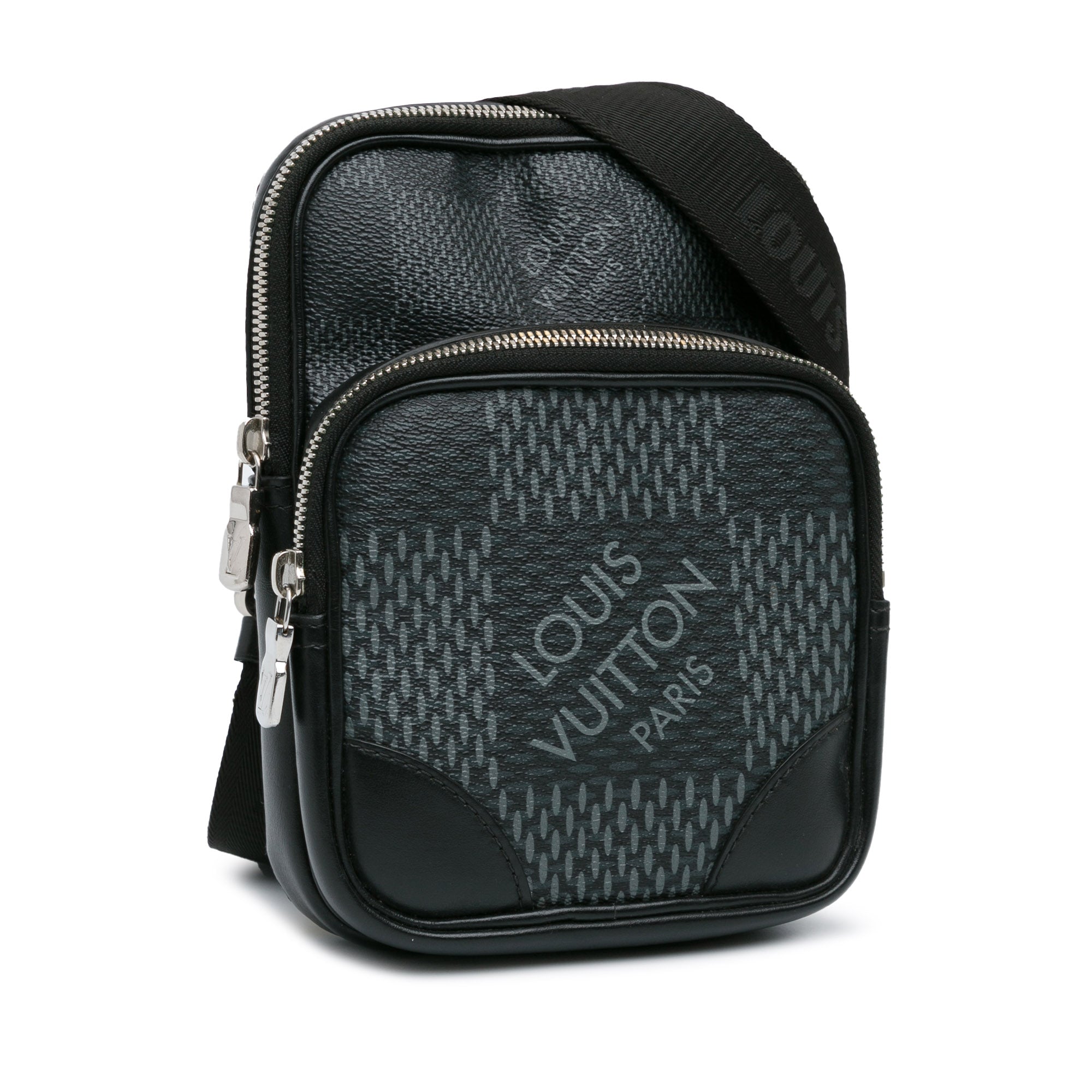 Louis Vuitton Damier Graphite 3D Amazone Sling Bag