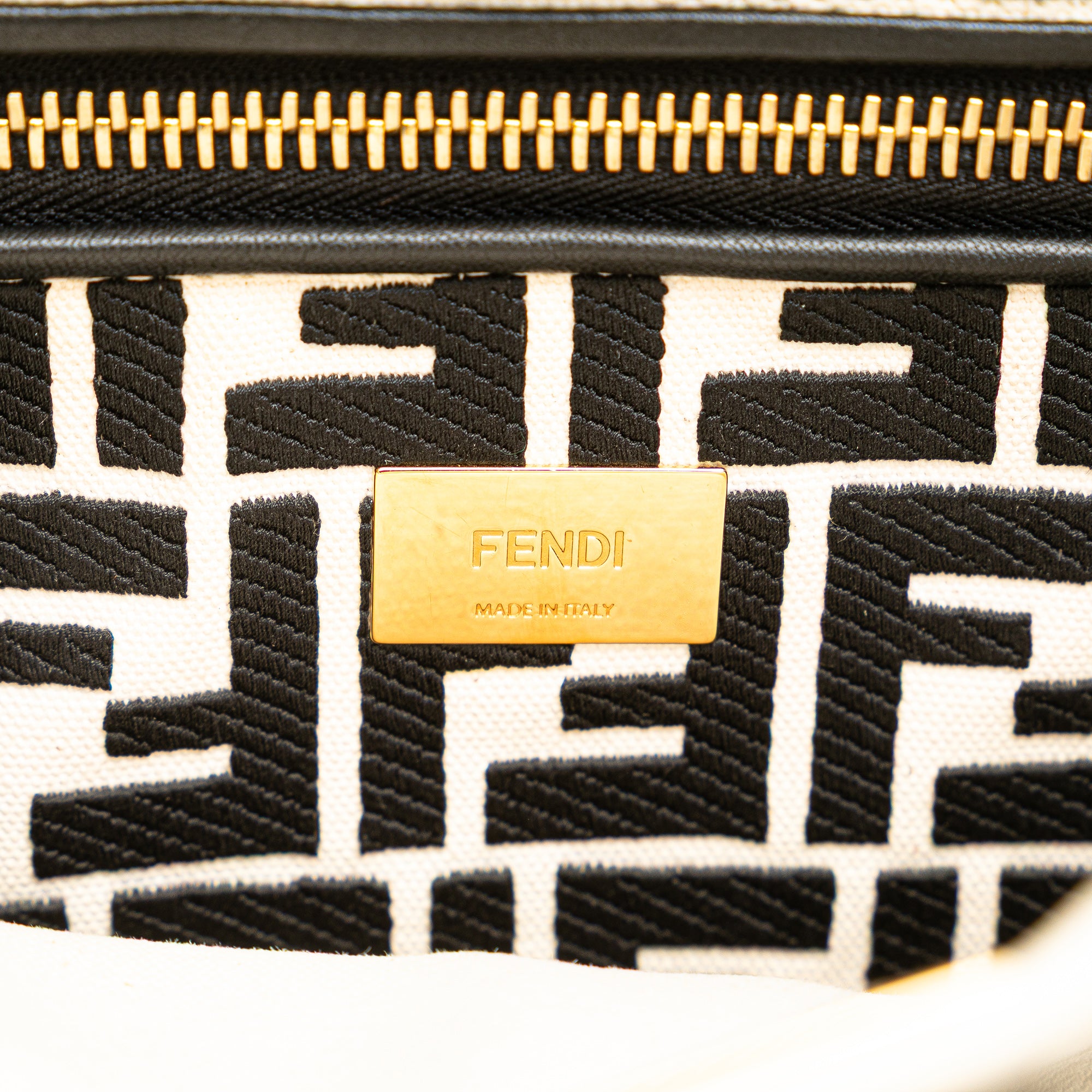 Medium Leather Selleria Peekaboo Iconic Satchel