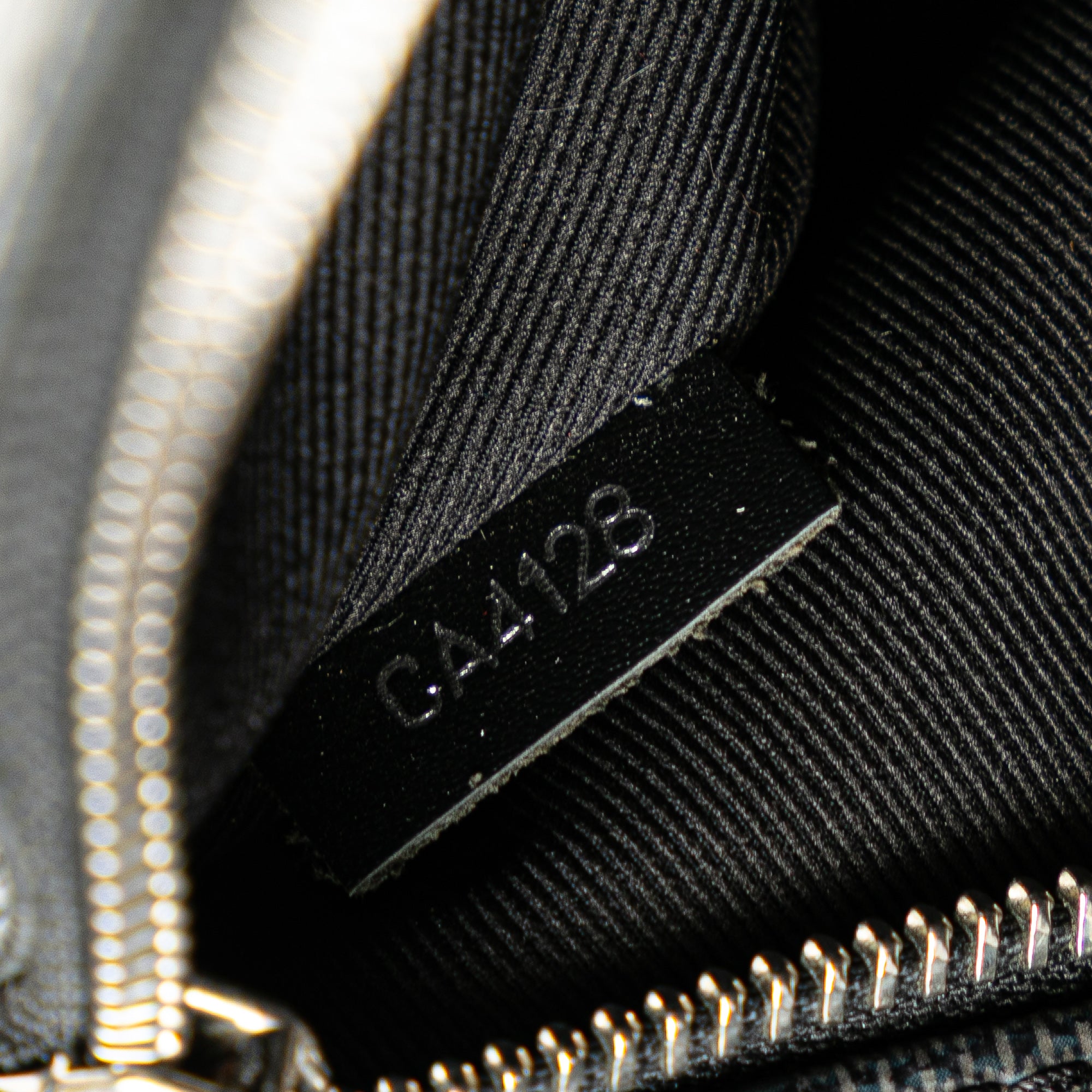 Damier Graphite District MM