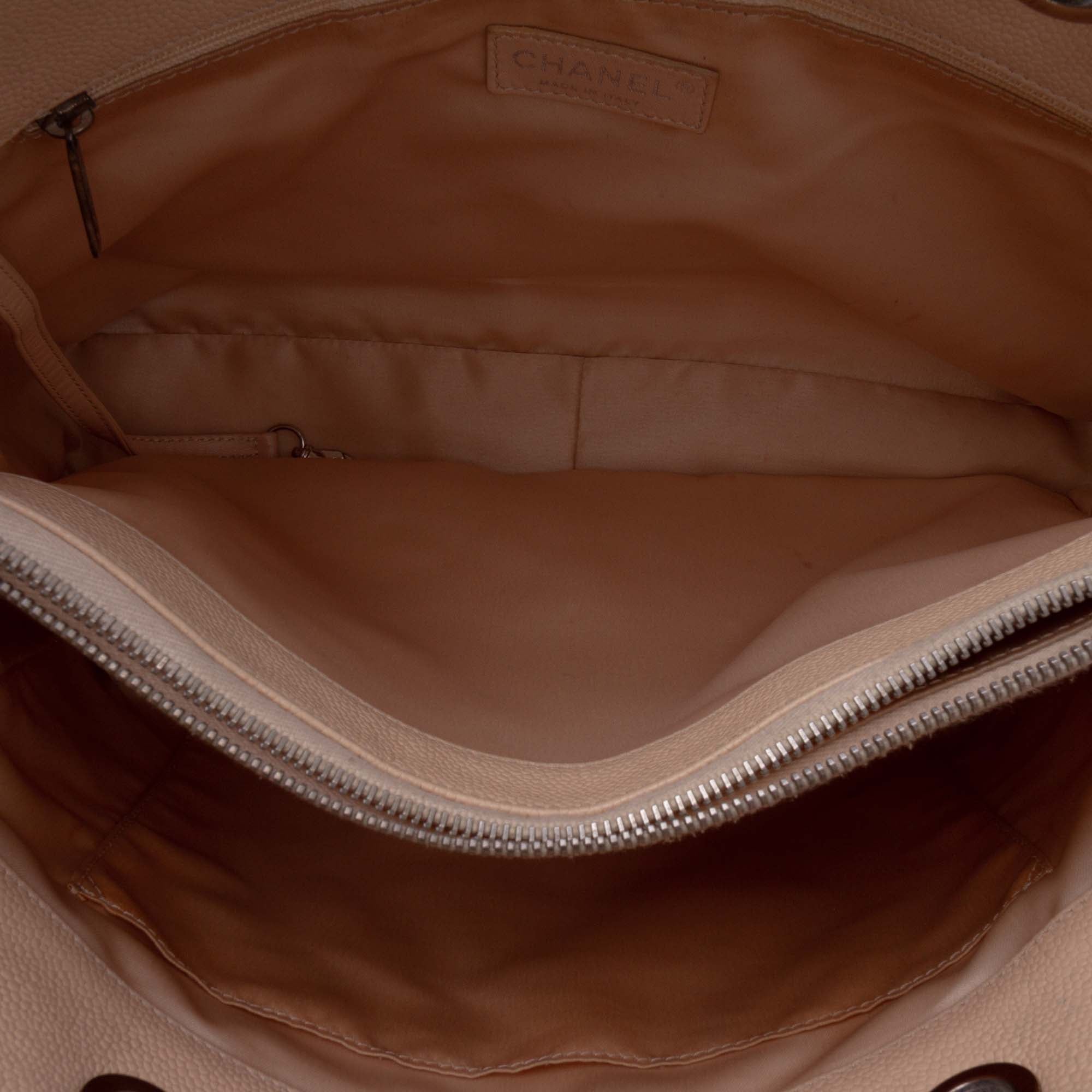 Caviar Grand Shopping Tote