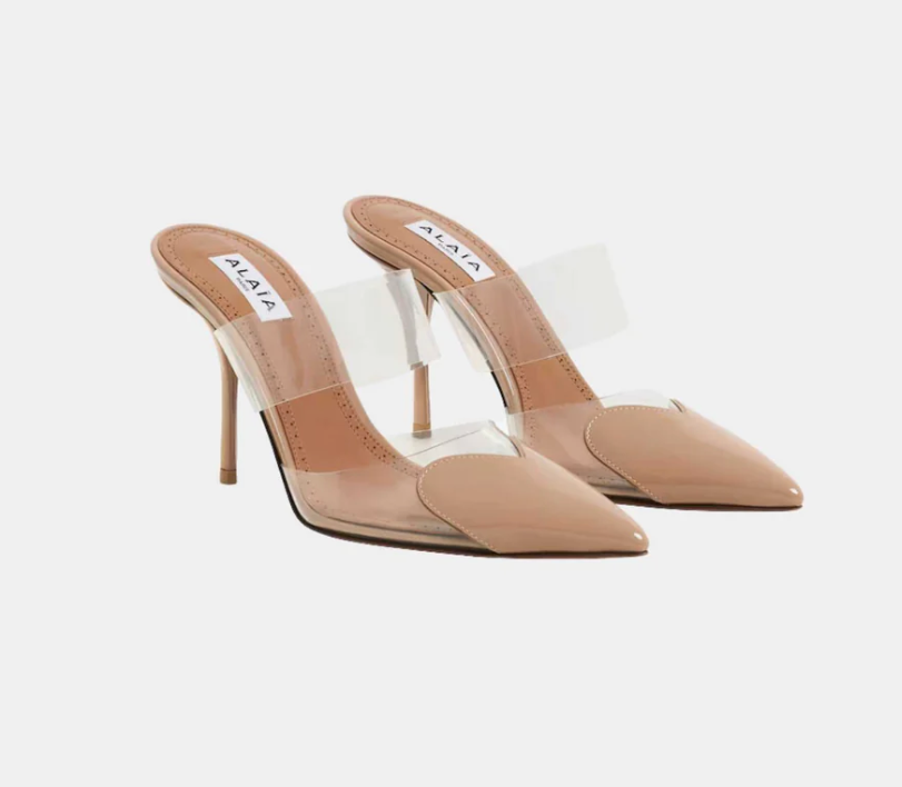 Alaïa Le Coeur Mules In Patent Calfskin Beige