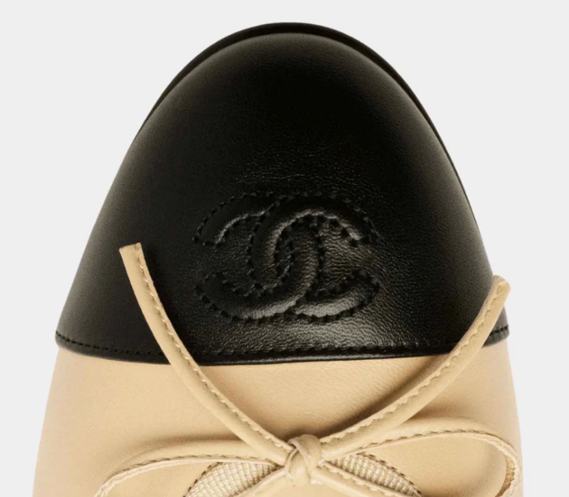 Chanel Ballerinas in Lambskin Beige and Black