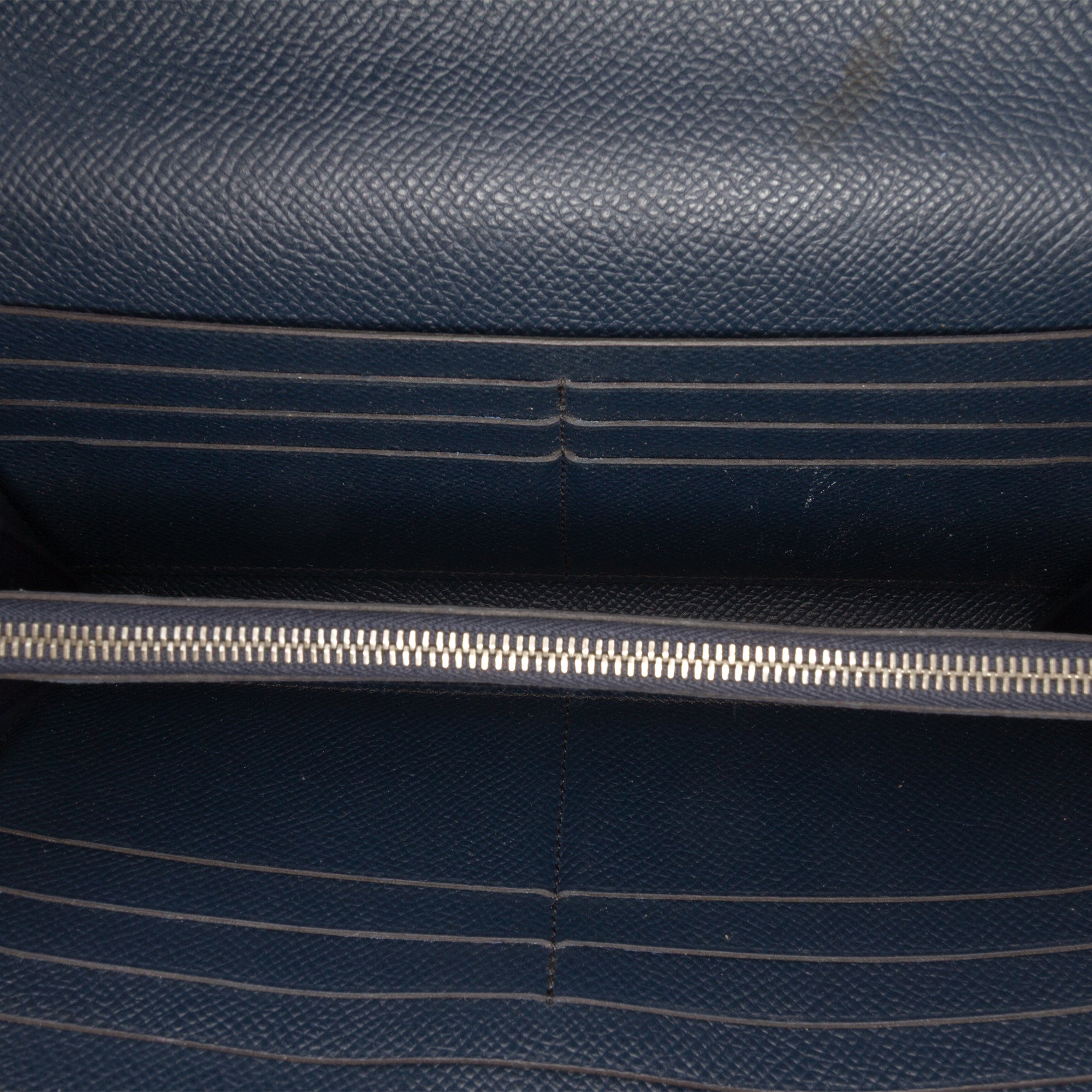 Epsom Kelly Longue Wallet